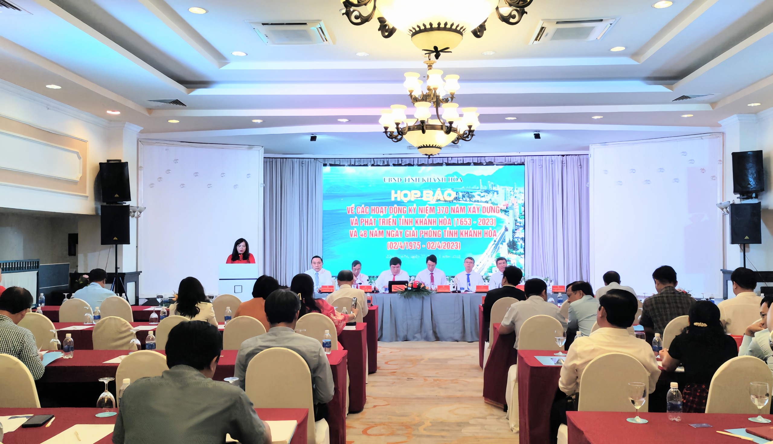 Sẽ bắn pháo hoa tầm thấp chào mừng kỷ niệm 370 năm xây dựng và phát triển tỉnh Khánh Hòa (1653 - 2023), 48 năm Ngày giải phóng tỉnh Khánh Hòa (02/4/1975 - 02/4/2023)